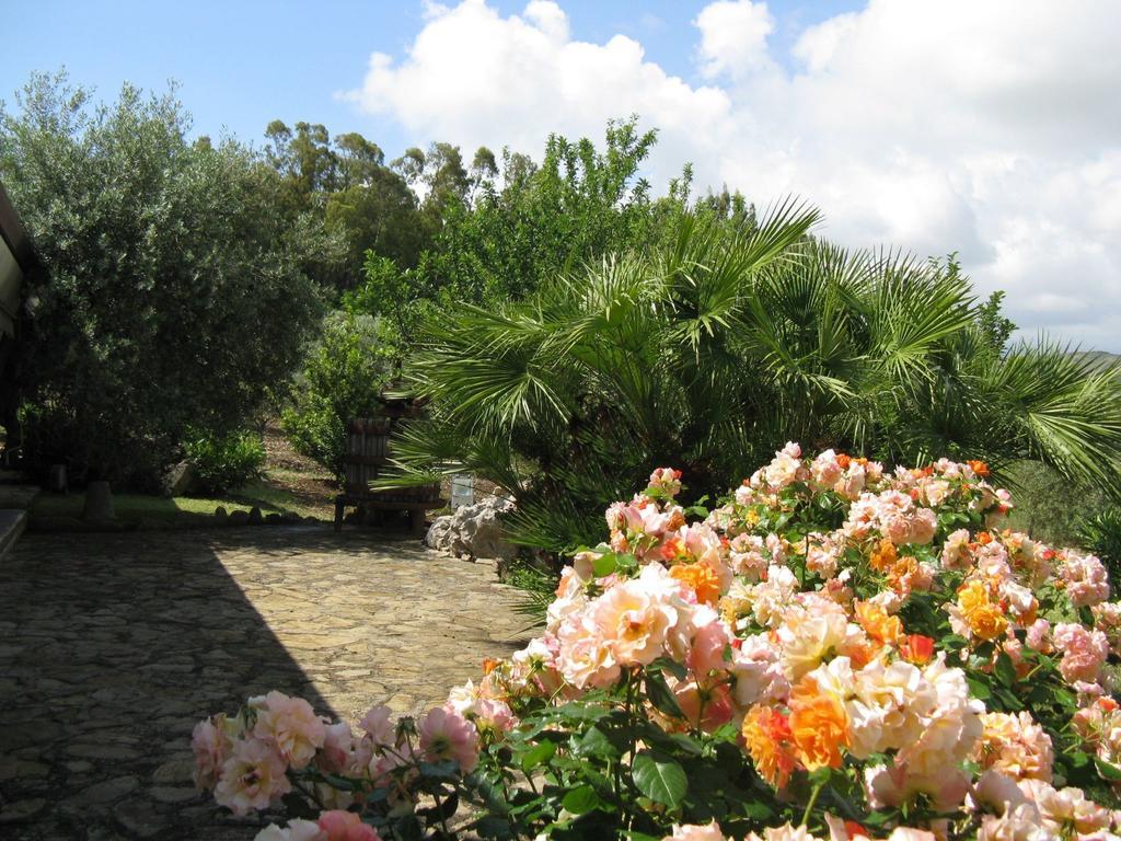 Crapa Licca Villa Ventimiglia di Sicilia Exterior foto