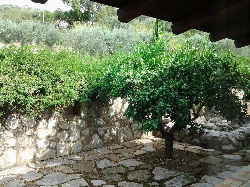 Crapa Licca Villa Ventimiglia di Sicilia Exterior foto